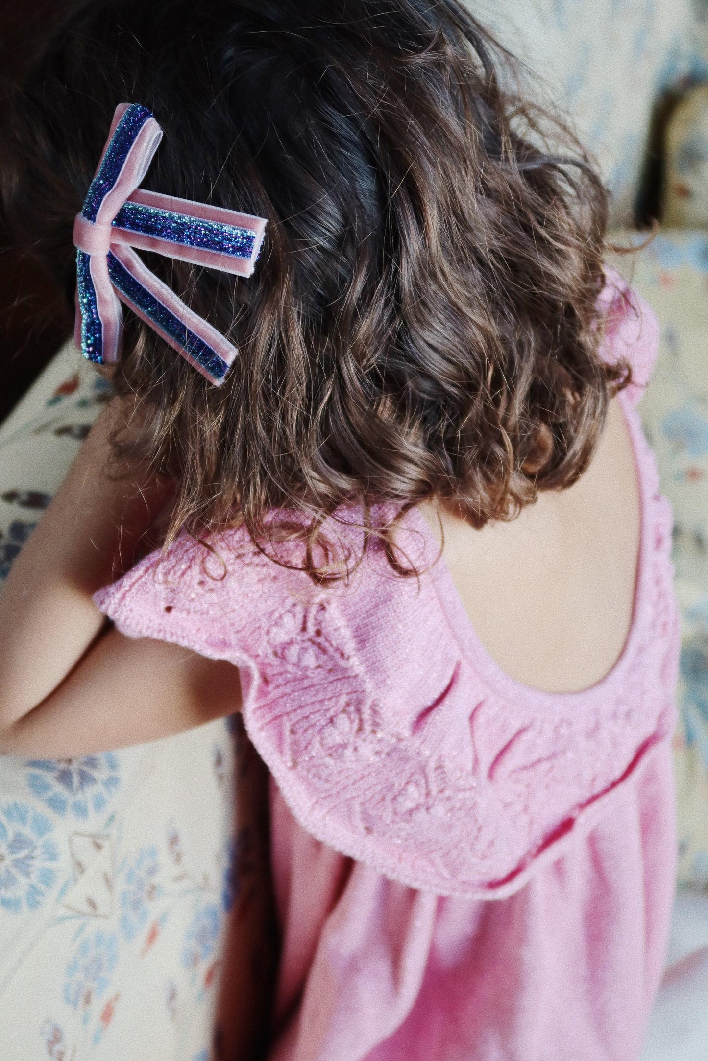 LOT DE 2 PINCES À CHEVEUX LONGUES AVEC NŒUD EN VELOURS