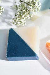 SAVON SURGRAS TRIANGLE | AQUATIQUE VÉGÉTAL