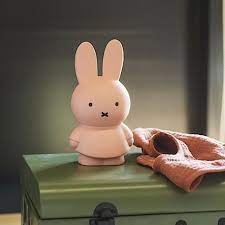 Tirelire Miffy rose poudre - 19 cm