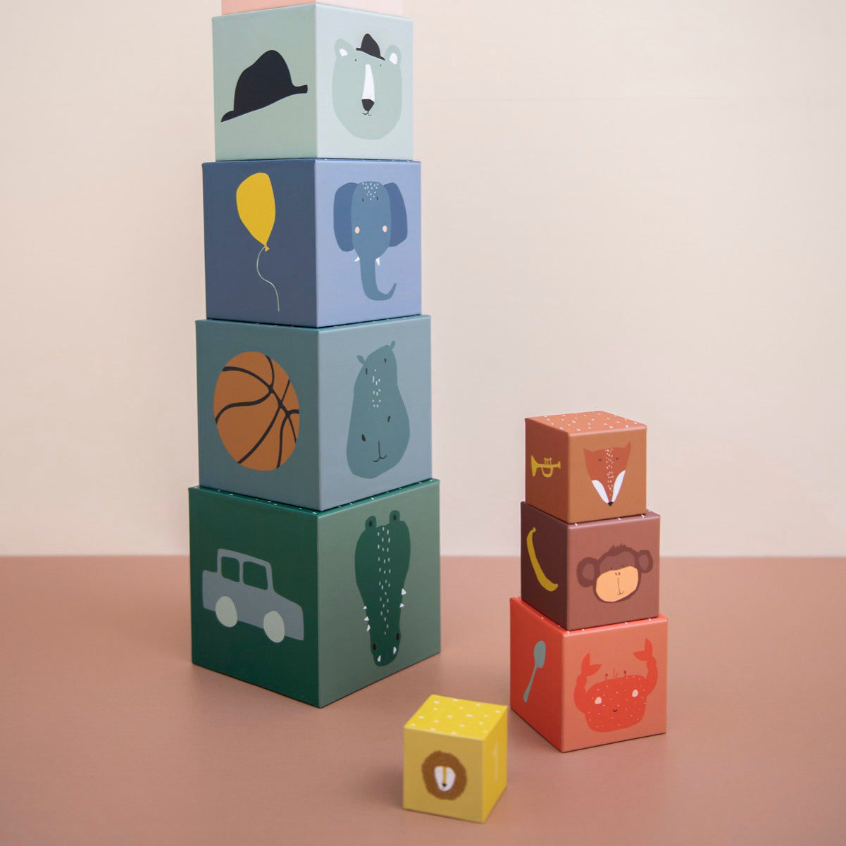 Cubes à empiler animaux et chiffres