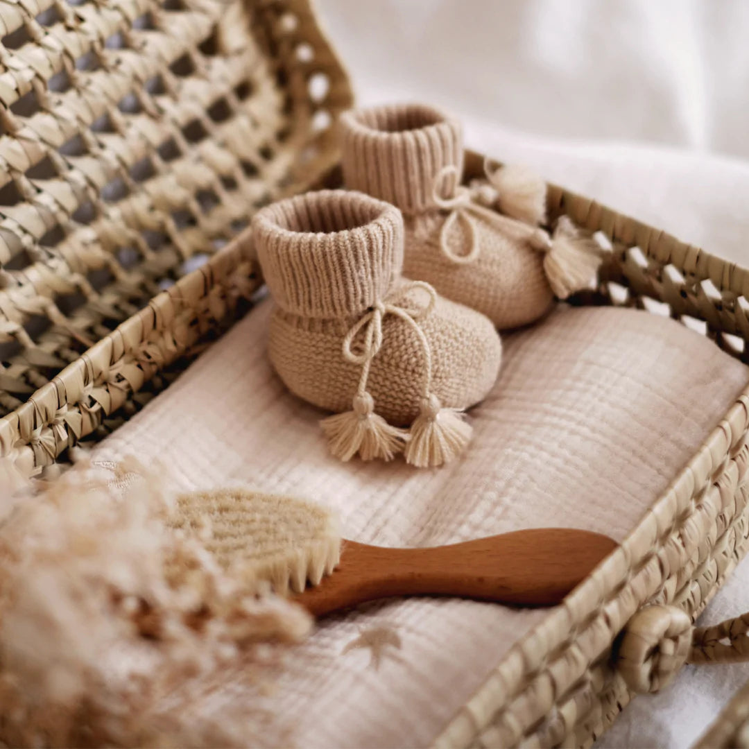 Chaussons bébé beige