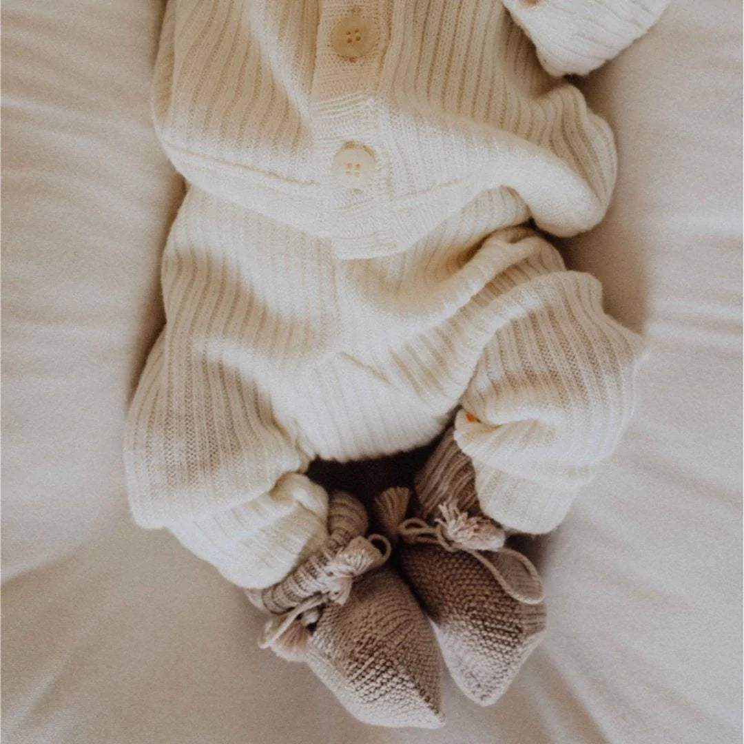 Chaussons bébé taupe