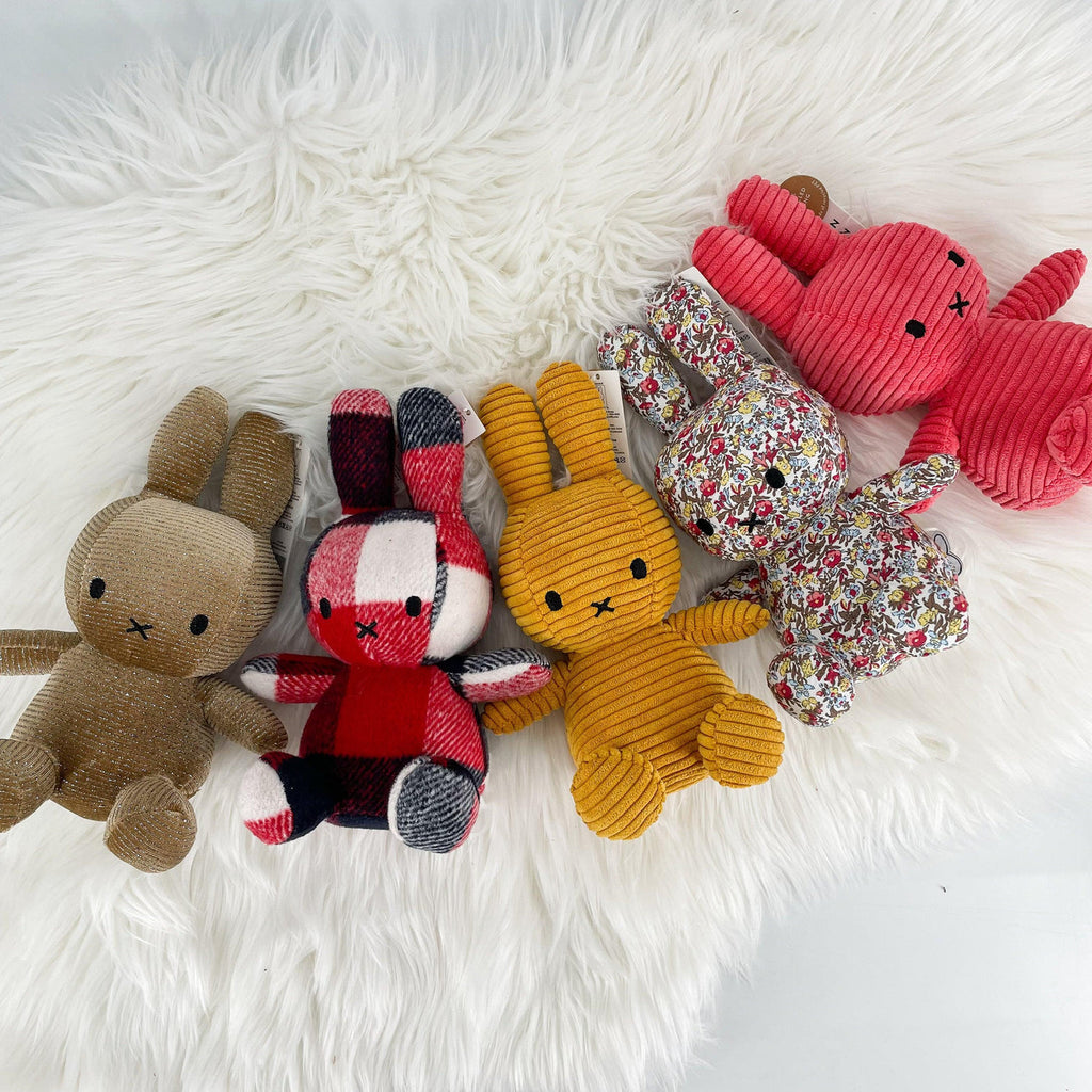 Miffy Corduroy 23cm - Fuchsia